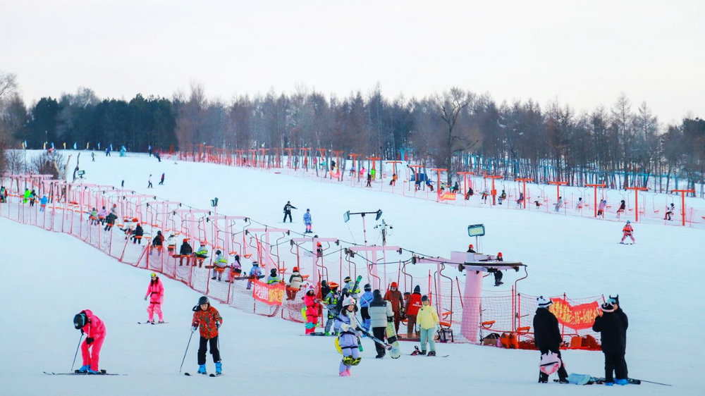 天恒山滑雪场