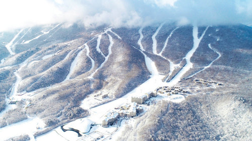 亚布力阳光度假村滑雪场