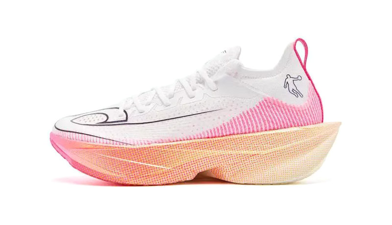 中乔飞影 PLAID 2.0跑鞋.jpg