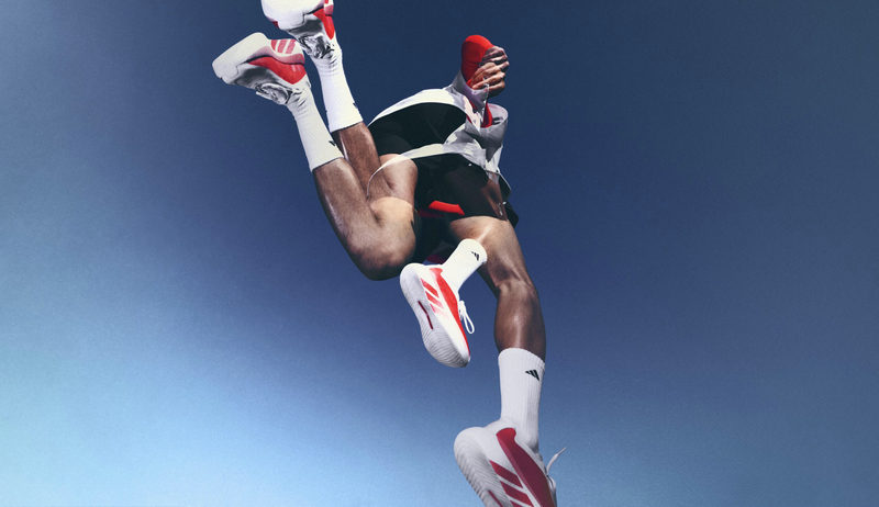 adidas 全新跑鞋 Hyperboost Edge 发布